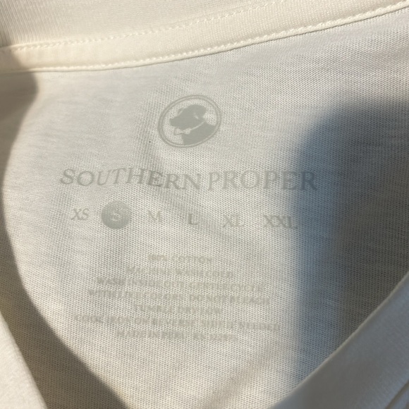 Southern Proper Meet Me Under The Mistletoe T Shirt Long Sleeve S READ - Picture 4 of 5